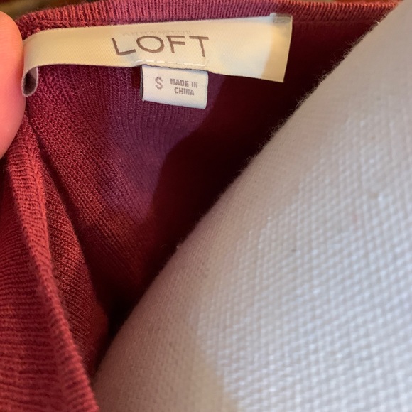 Ann Taylor Loft Small V-Neck Sweater - Picture 7 of 8